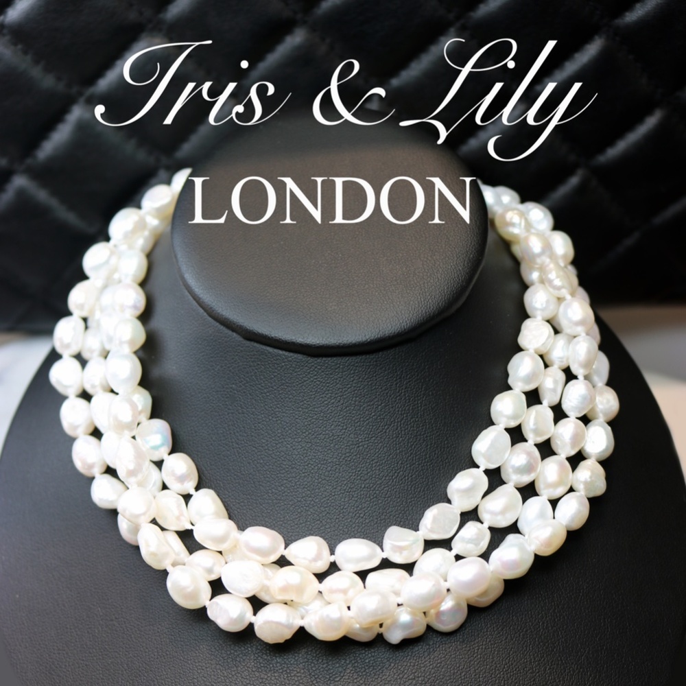 Iris & Lily London Genuine Baroque Pearl Necklace Lariat